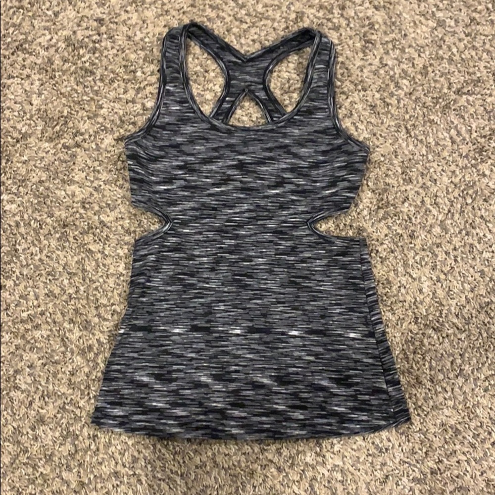 Mono B tank
